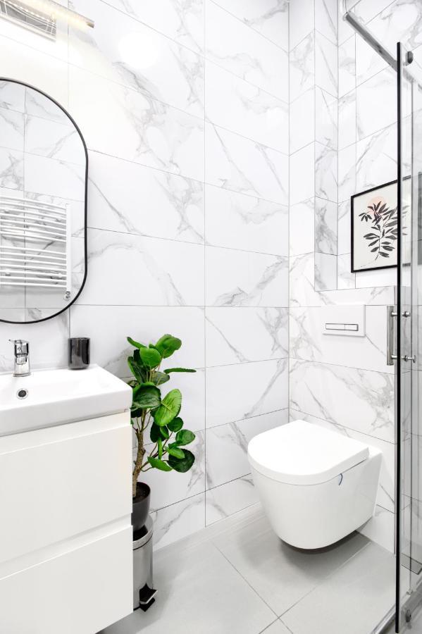 Apartamenty Wyspa Solna By Vacation Rental - Basen, Sauna, Jacuzzi, Silownia W Cenie Kołobrzeg Exterior foto